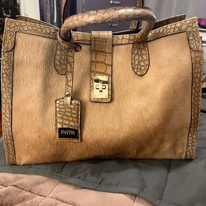 Beautiful rich leather and cow hair handbag 👜